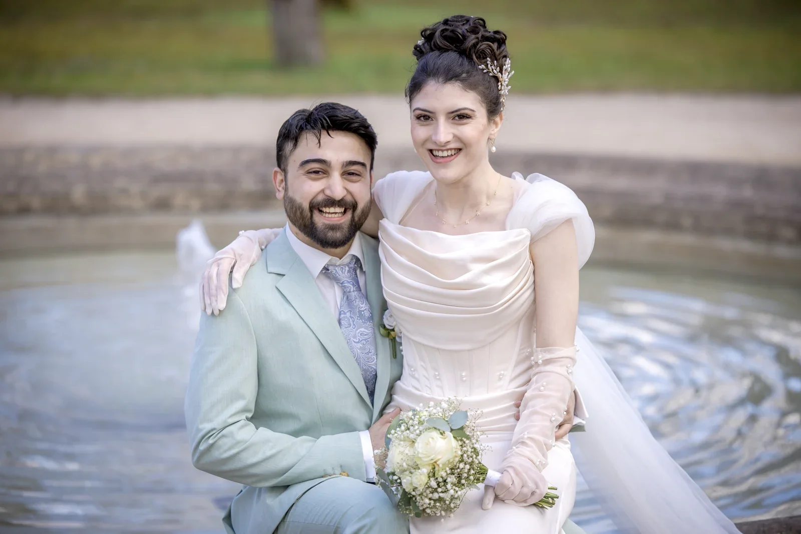 Gemeinsam am Brunnen – Hochzeit von Celina und Mümün