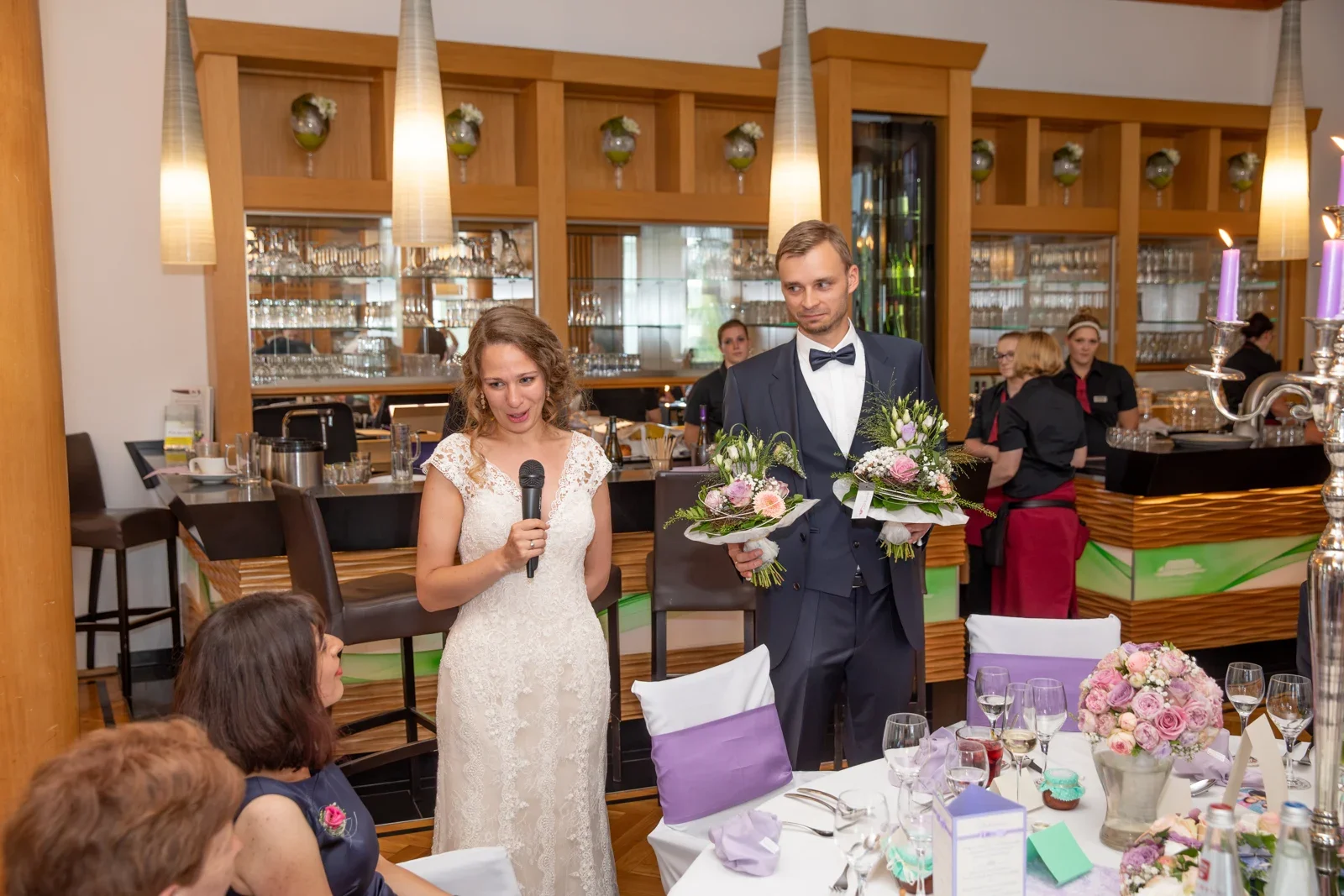 Sylvia und Danny begrüßen ihre Gäste – Hochzeit von Sylvia und Danny in Bad Salzungen
