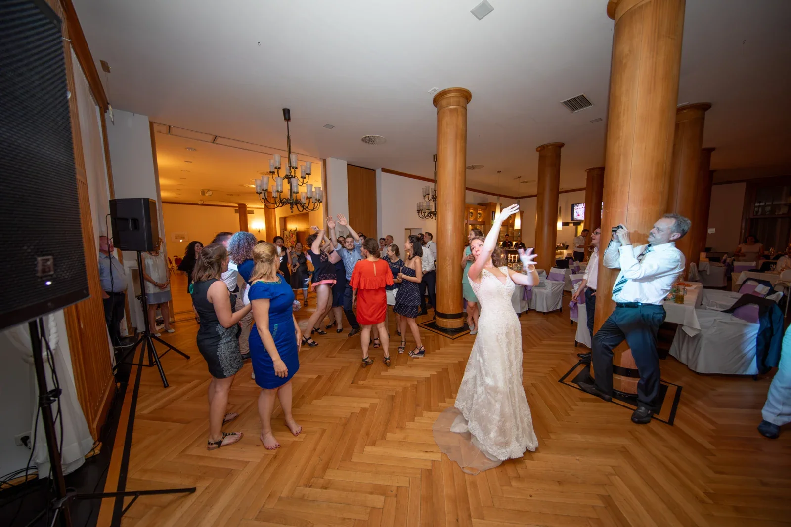 Der Brautstraußwurf – Hochzeit von Sylvia und Danny in Bad Salzungen