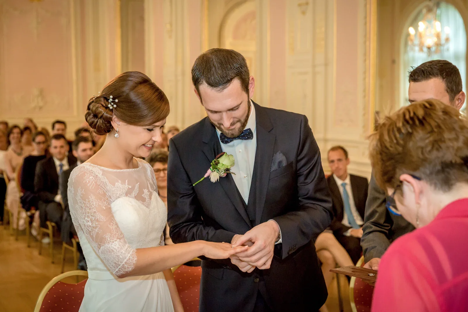 Der Ringwechsel in Bad Schwalbach – Hochzeit von Gesa und Harald in Bad Schwalbach, Budenheim und Mainz