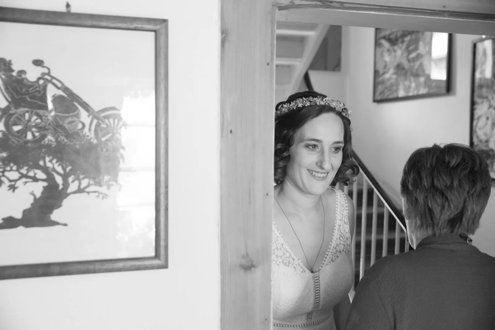 Thurid mit Blumenkranz – Hochzeit von Manuel und Thurid in Blaubeuren und Merklingen