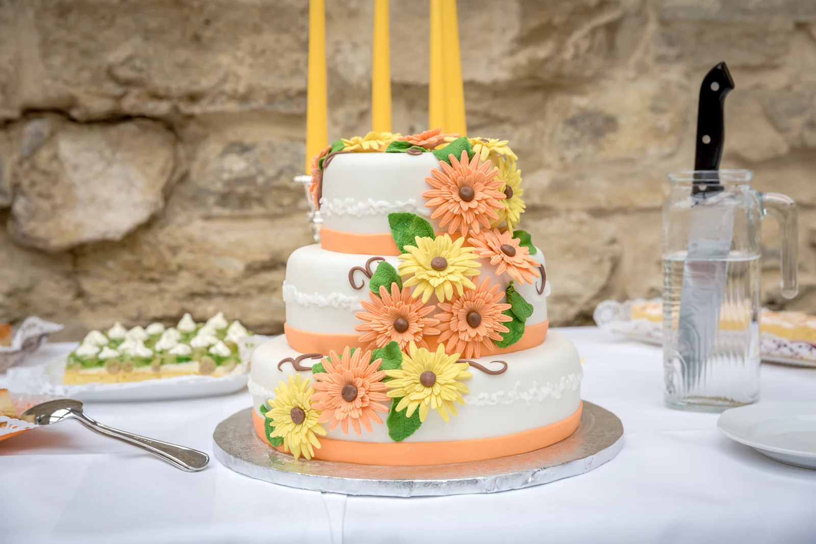 Die Hochzeitstorte im Kanonenhof – Hochzeit von Jana und Alex in Erfurt