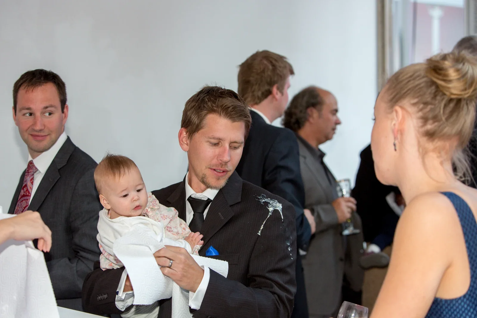 Auch die kleinen Gäste feiern mit – Hochzeit von Johanna und Bryan