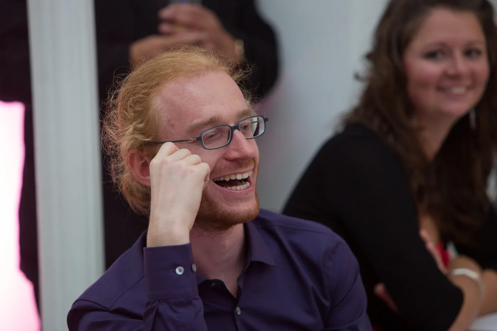 Lachen während der Beiträge – Hochzeit von Johanna und Bryan