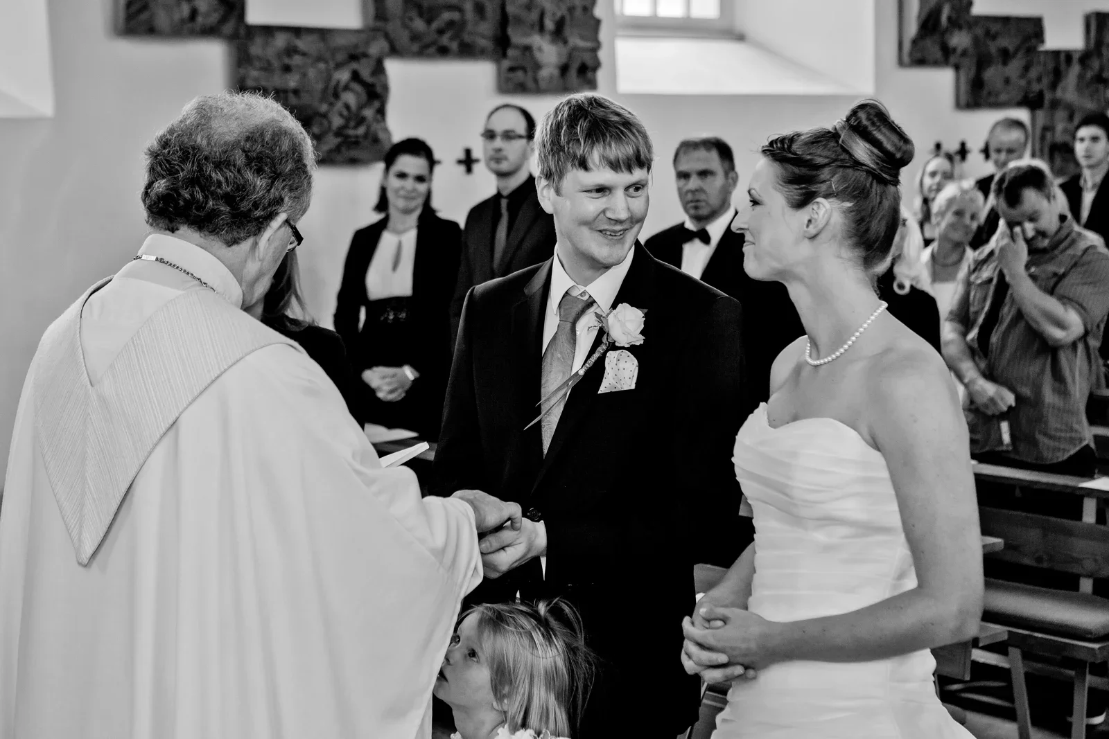 Viktoria und Sebastian vor dem Altar – Hochzeit von Viktoria und Sebastian