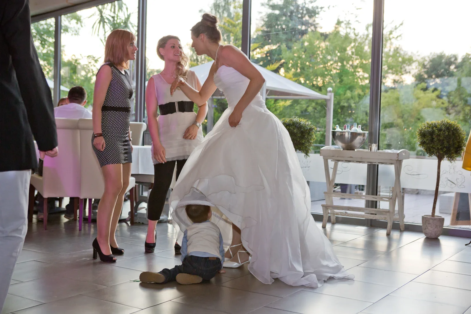 Eine kleine Aufgabe während der Feier – Hochzeit von Viktoria und Sebastian