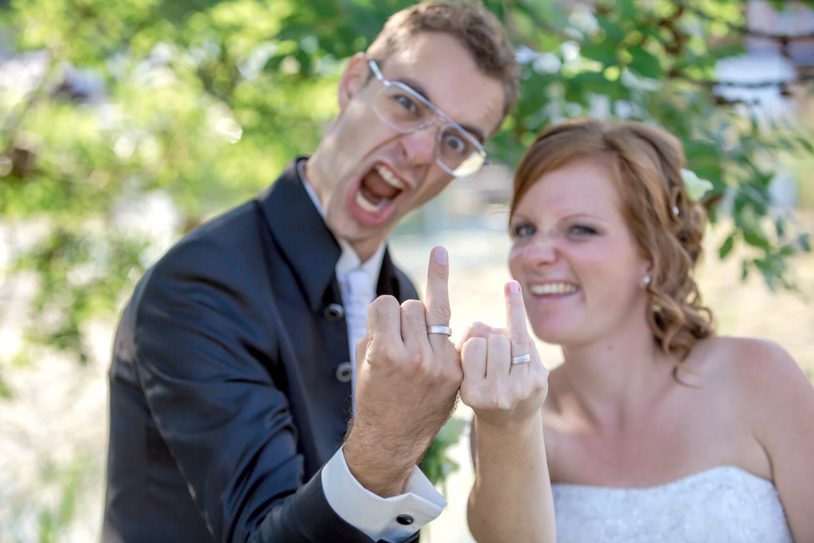 So zeigen die beiden ihre Ringe – Hochzeit von Virginie und Benjamin in Erfurt