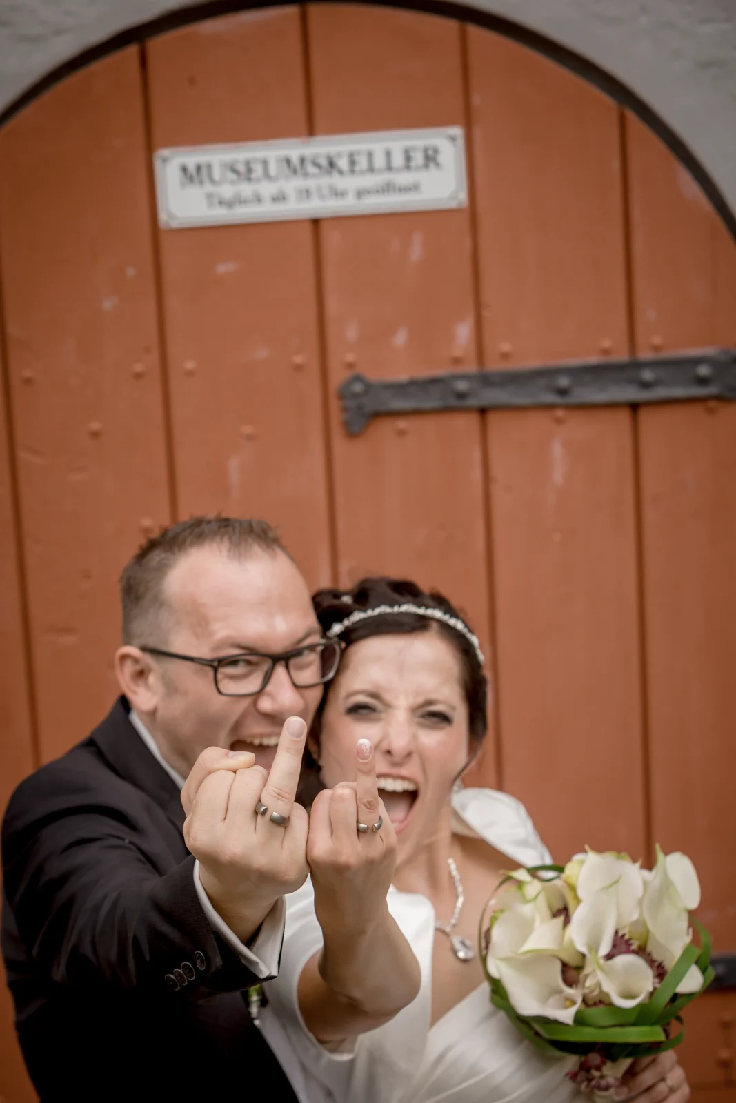 so präsentiert man Ringe – Hochzeit von Lydia und Christian in Erfurt