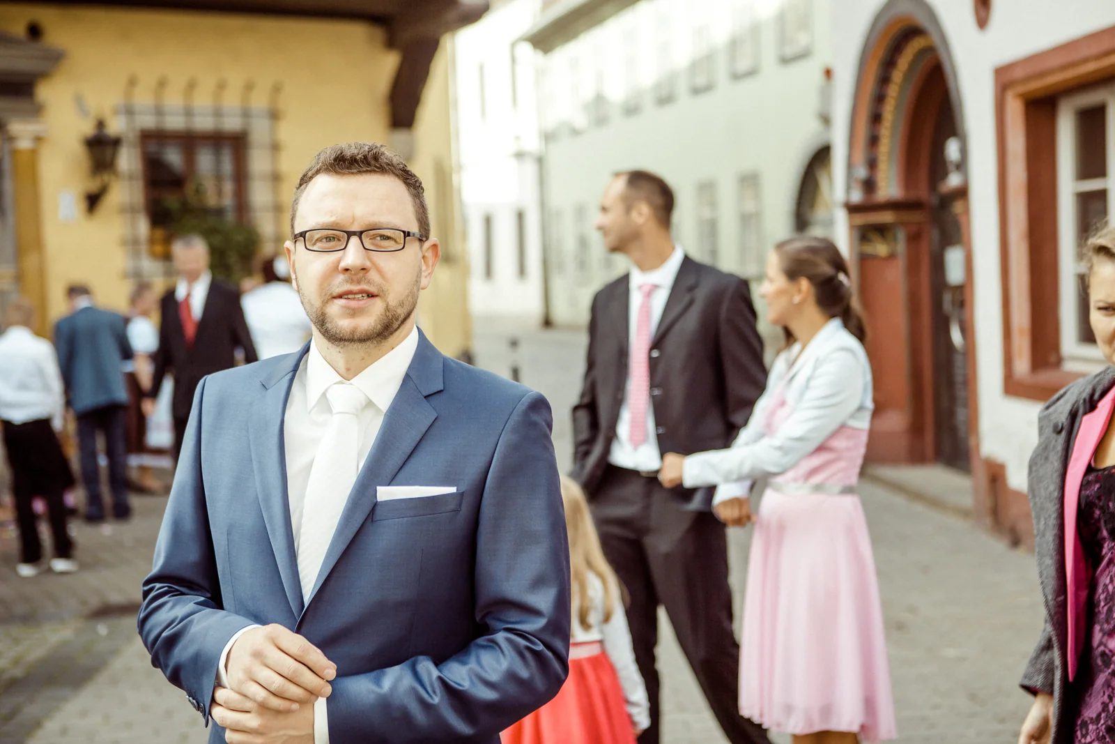 André vor der Trauung in Erfurt – Hochzeitsreportage von Melanie und André