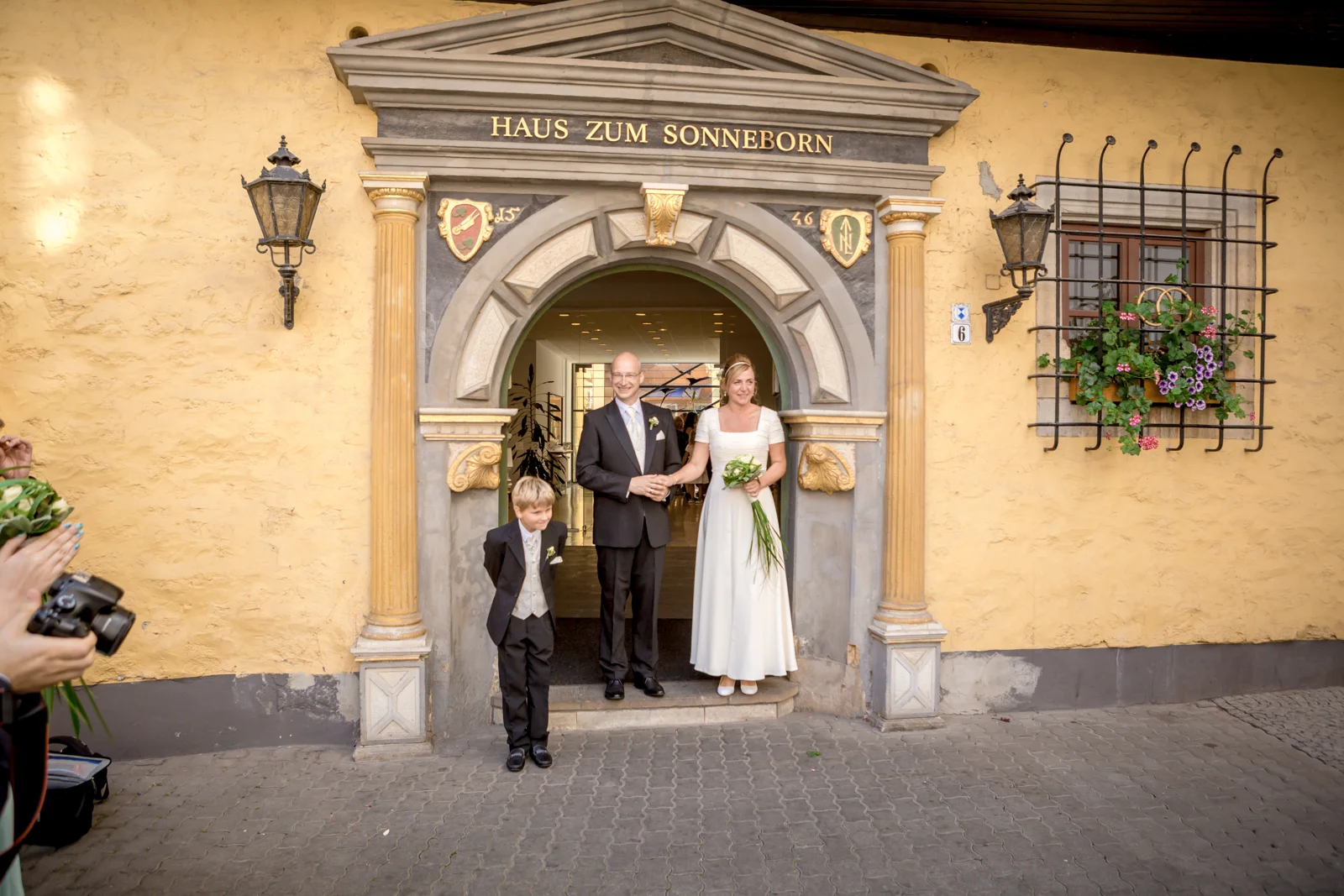 Auszug aus dem Standesamt Erfurt – Hochzeit von Nicole und Frank in Erfurt