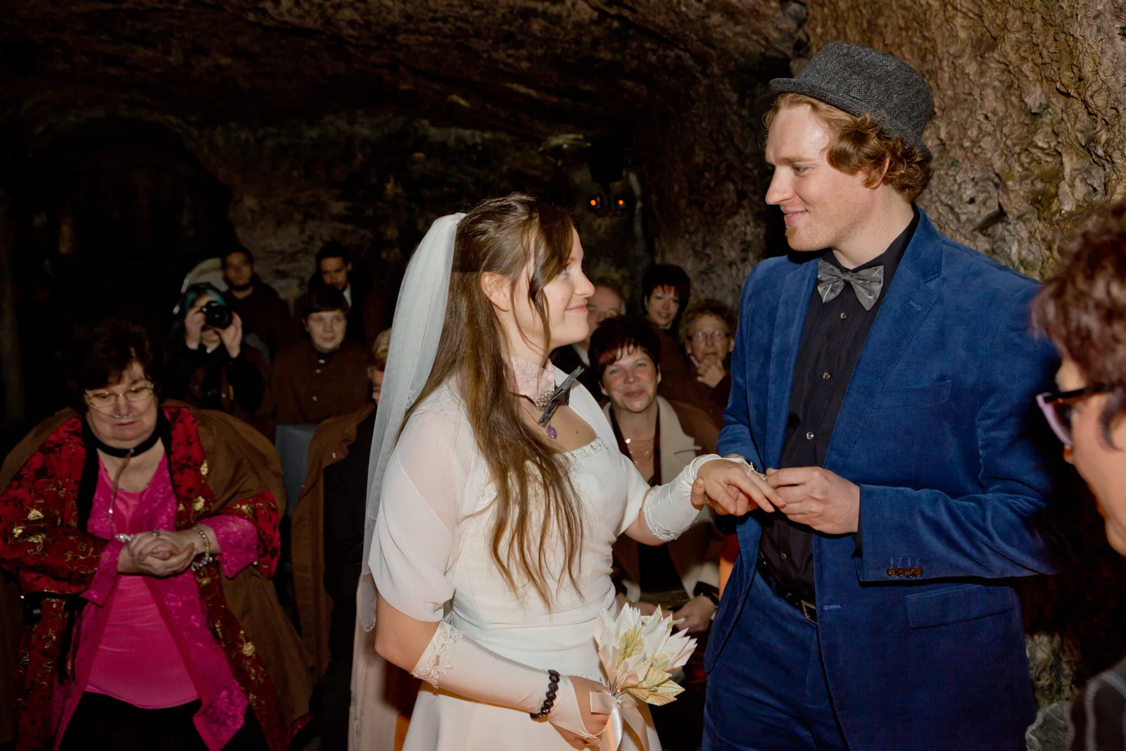 Der Ringtausch in den Feengrotten – Hochzeitsreportage von Christin und Alexander