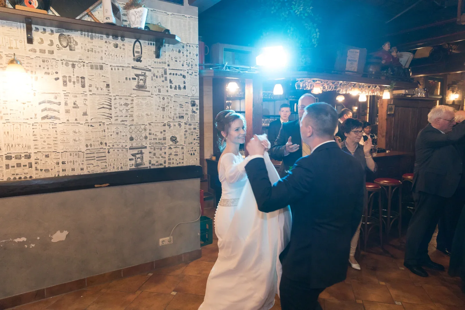 Der Hochzeitstanz von Olivia und Tobias – Hochzeit von Olivia und Tobias in Friedewald