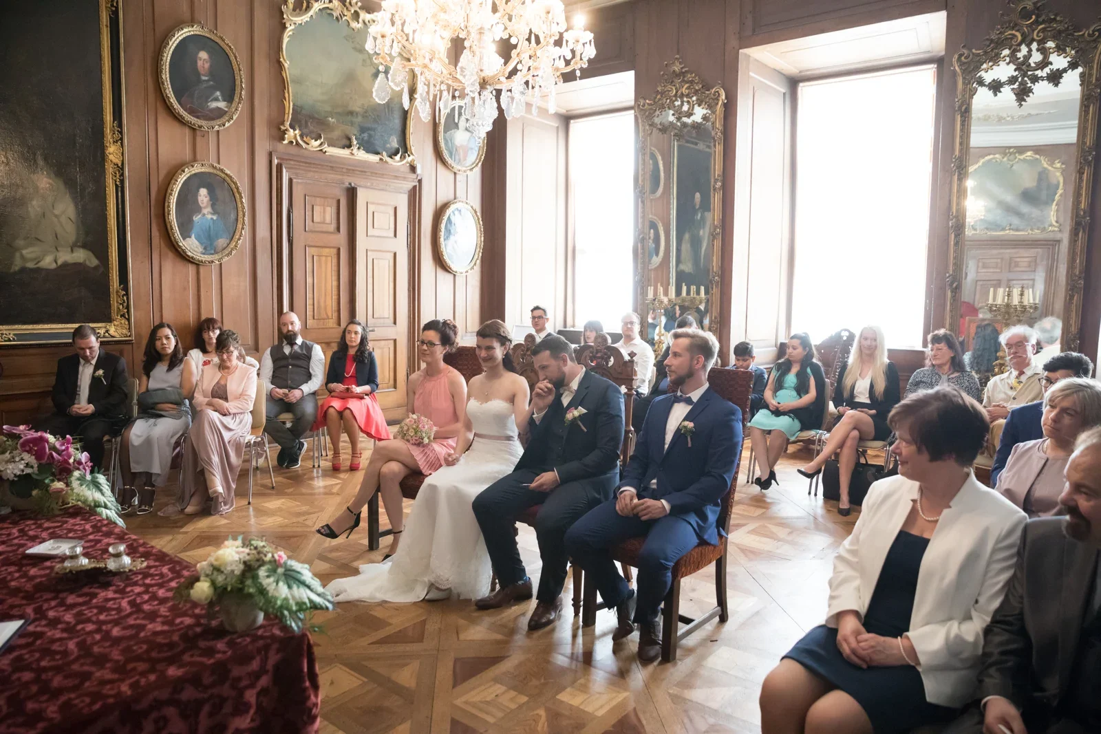 Die Trauung im historischen Schlosszimmer – Hochzeit von Steffi und Alex in Gotha
