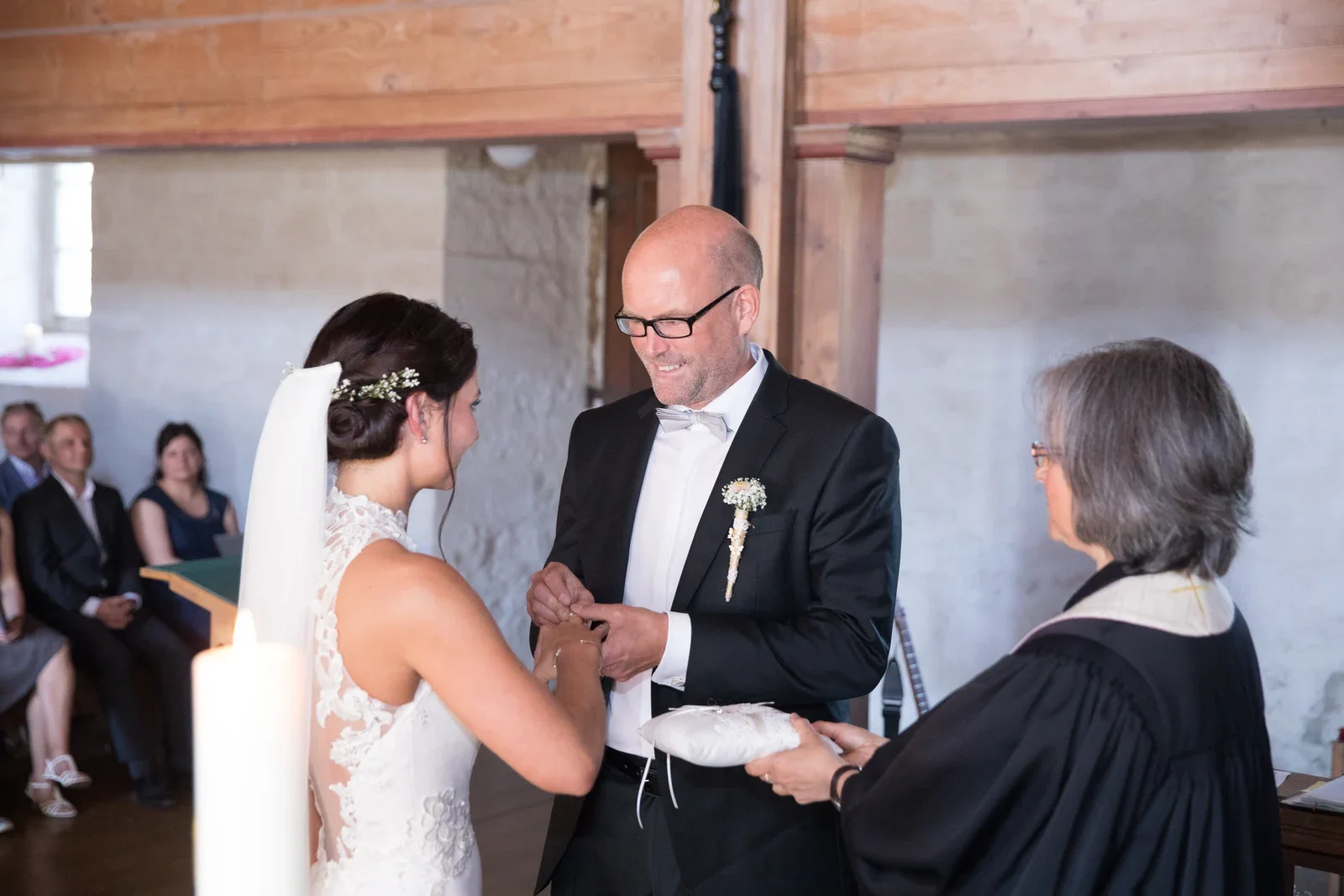Der Ringwechsel – Hochzeit von Katja und Ulrick in Großrettbach