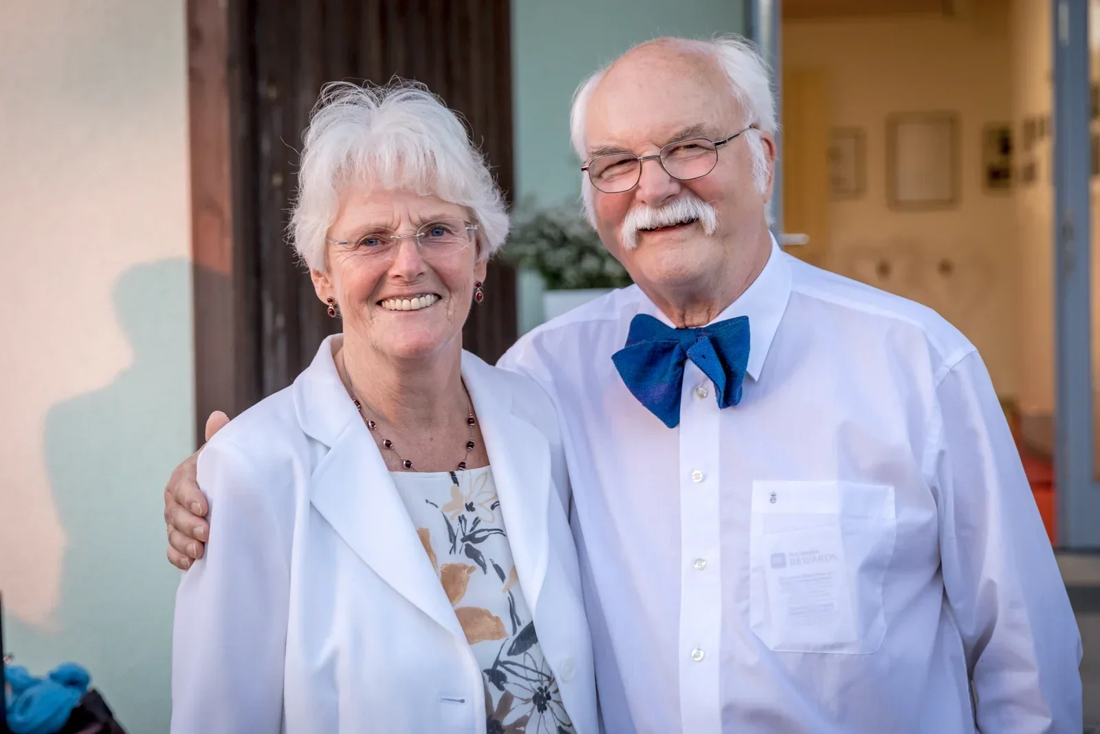 Ein Beweis, dass man zu zweit glücklich alt werden kann – Hochzeit von Katja und Ulrick in Großrettbach