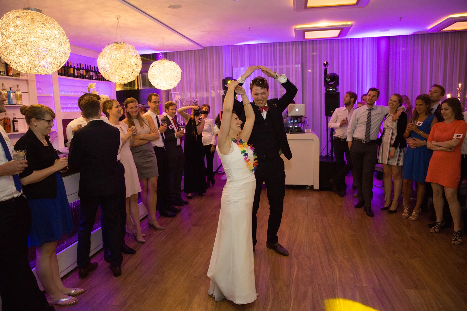Der Hochzeitstanz von Jan und Bettina – Hochzeit von Jan und Bettina in Hamburg und Kummerfeld