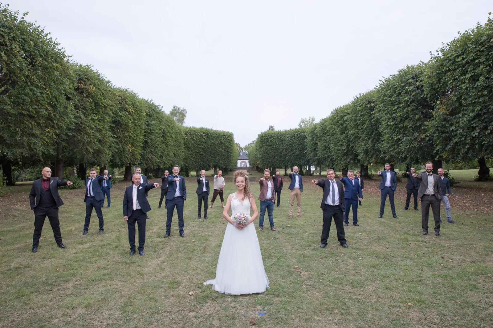 Susi und Martin mit ihren Jungs – Hochzeit von Susi und Martin in Hoheneiche und der Villa Bergfried