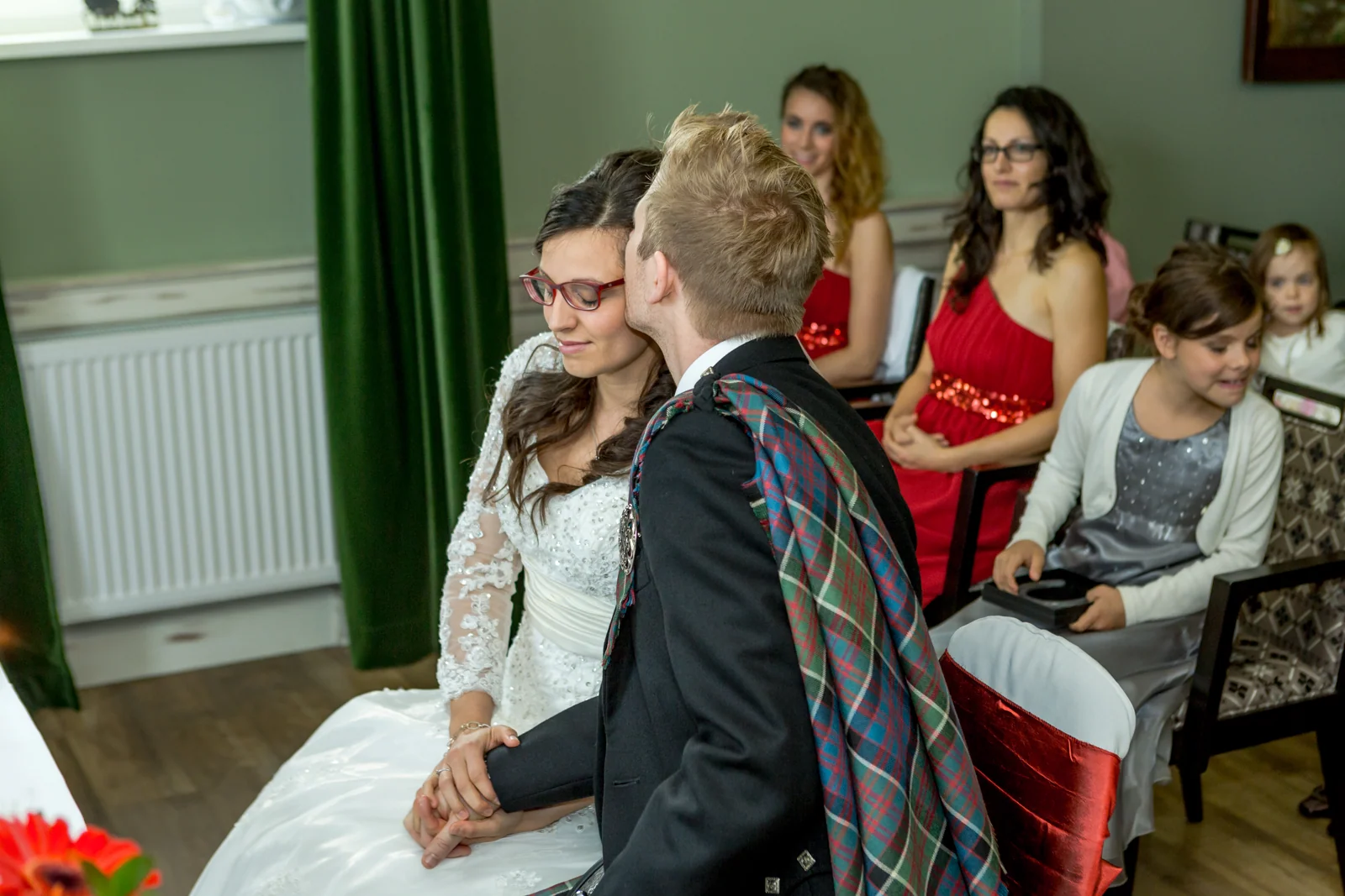 Ireen und Stephen während der Zeremonie – Hochzeitsreportage von Ireen und Stephen