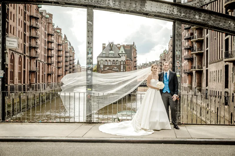 Hochzeit in Hamburg – von der Reeperbahn zum Süllberg – Aufnahme 1 von Delf Zeh