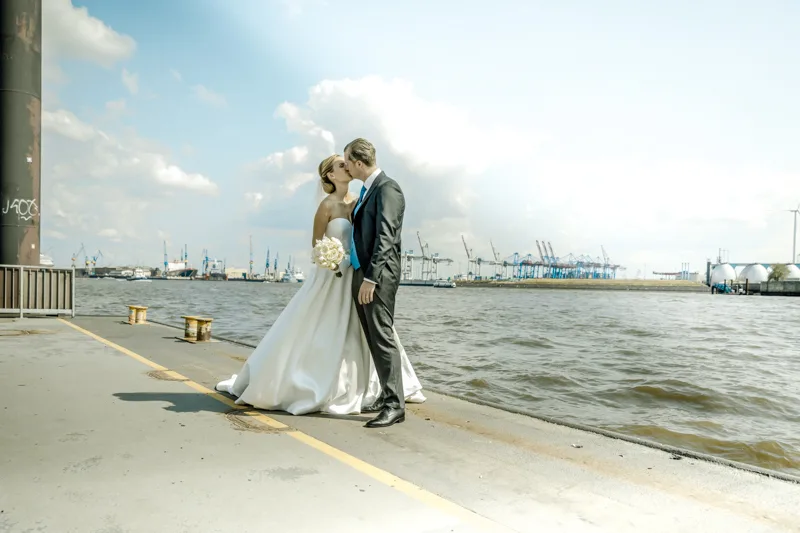 Hochzeit in Hamburg – von der Reeperbahn zum Süllberg – Aufnahme 11 von Delf Zeh