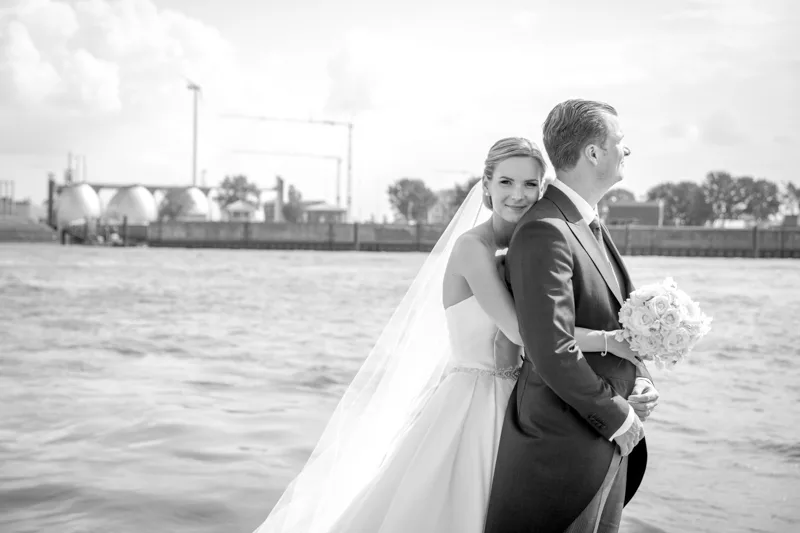 Hochzeit in Hamburg – von der Reeperbahn zum Süllberg – Aufnahme 12 von Delf Zeh
