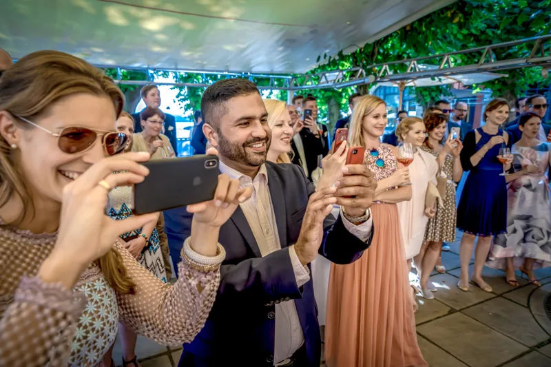 Hochzeit in Hamburg – von der Reeperbahn zum Süllberg – Aufnahme 27 von Delf Zeh