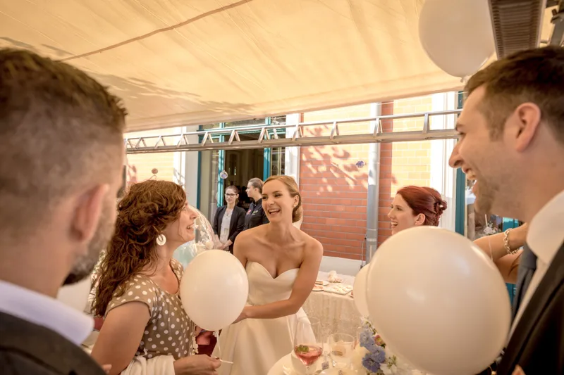 Hochzeit in Hamburg – von der Reeperbahn zum Süllberg – Aufnahme 33 von Delf Zeh