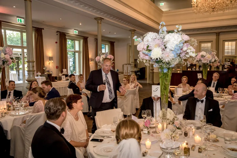 Hochzeit in Hamburg – von der Reeperbahn zum Süllberg – Aufnahme 44 von Delf Zeh
