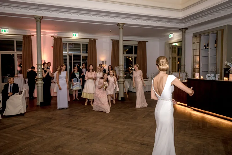 Hochzeit in Hamburg – von der Reeperbahn zum Süllberg – Aufnahme 54 von Delf Zeh