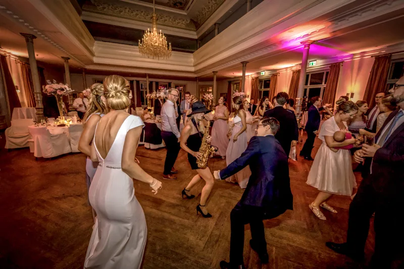 Hochzeit in Hamburg – von der Reeperbahn zum Süllberg – Aufnahme 62 von Delf Zeh