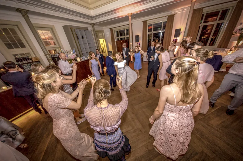 Hochzeit in Hamburg – von der Reeperbahn zum Süllberg – Aufnahme 66 von Delf Zeh