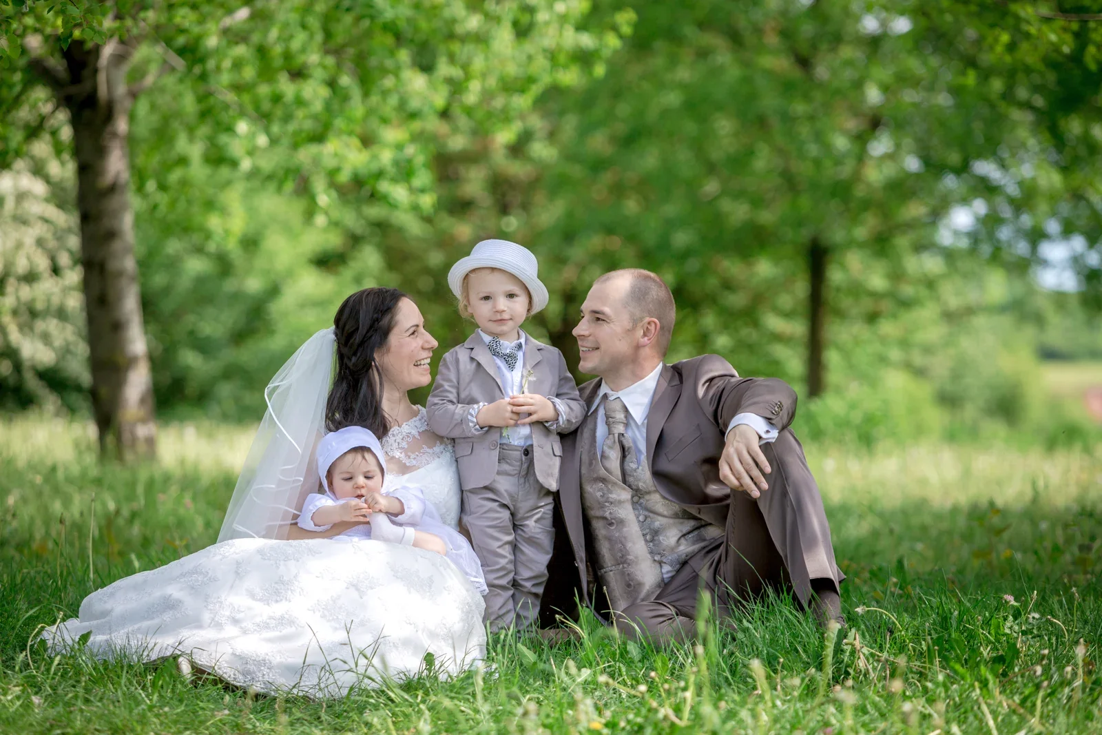 Gemeinsam im Grünen – Hochzeit und Taufe von Melanie und Andreas in Erfurt