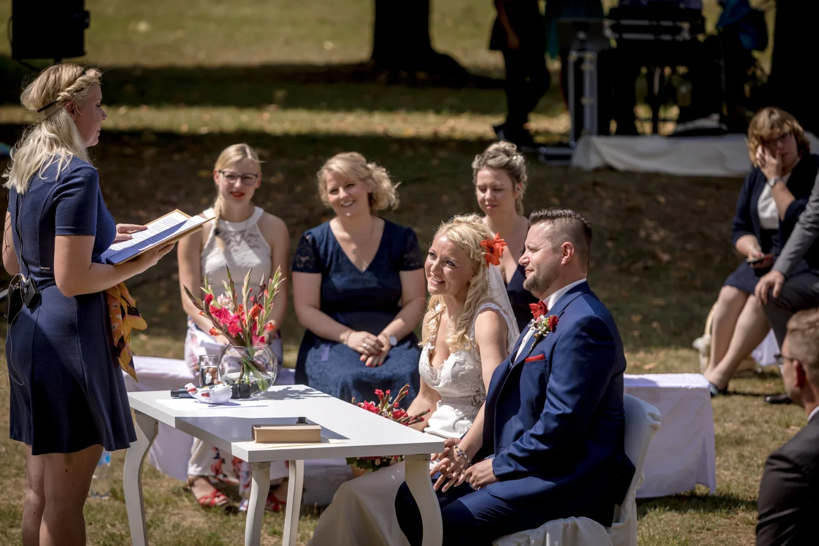 Die Worte der freien Trauung – Hochzeit von Candi und Tippi in der Villa Bergfried in Saalfeld