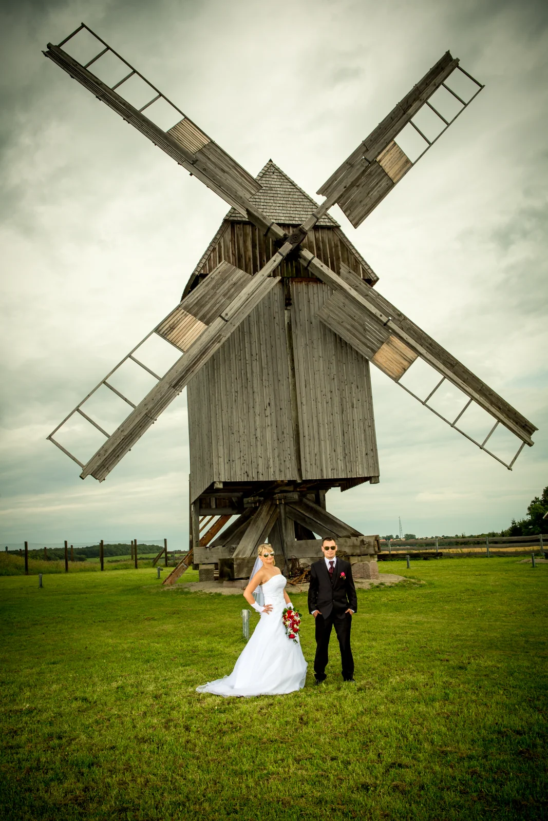 Paarbilder an der Windmühle – Hochzeitsreportage von Sandra und André