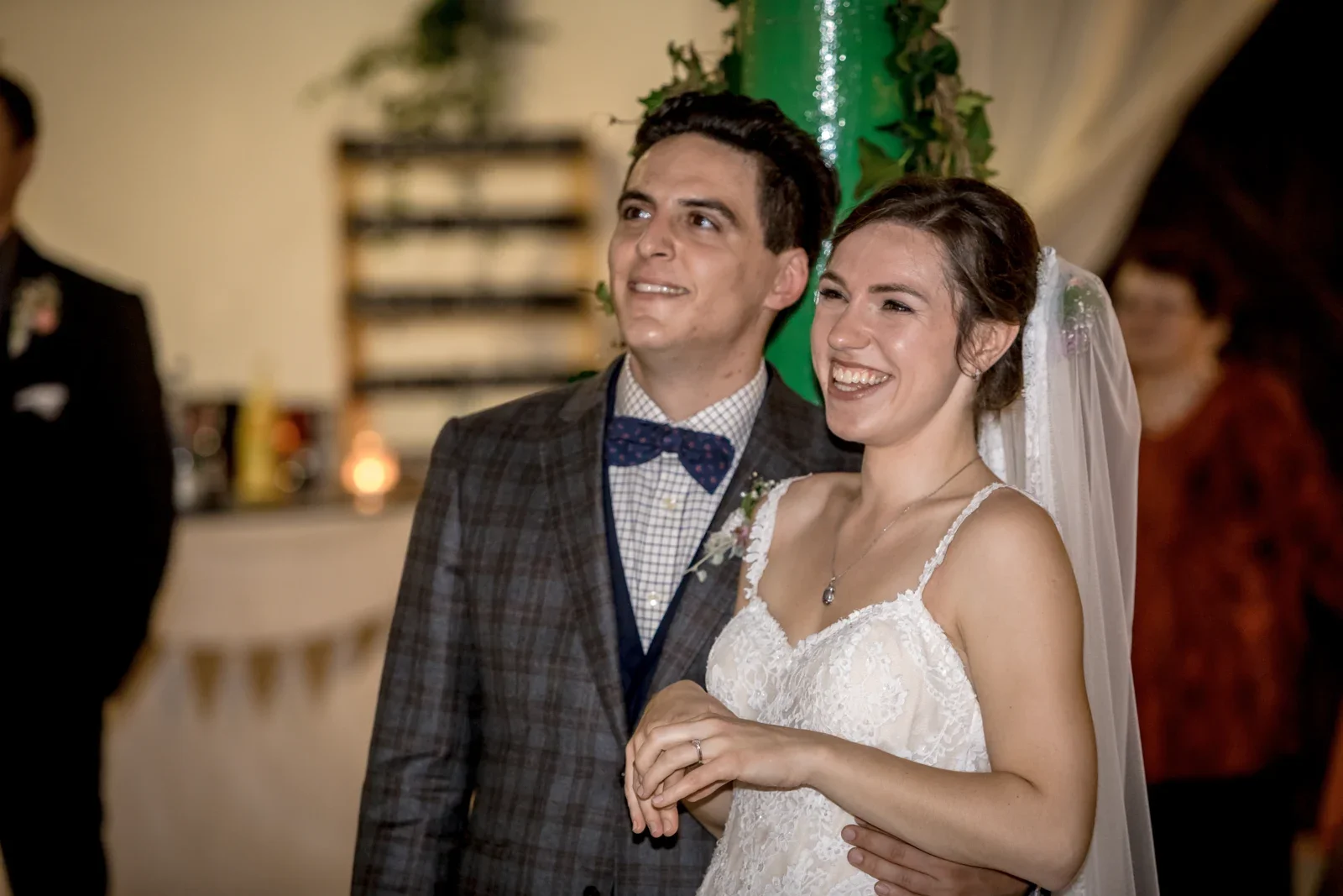 Steffi und Daniel genießen ihre Feier – Hochzeit von Daniel und Steffi auf Schloss Heringen