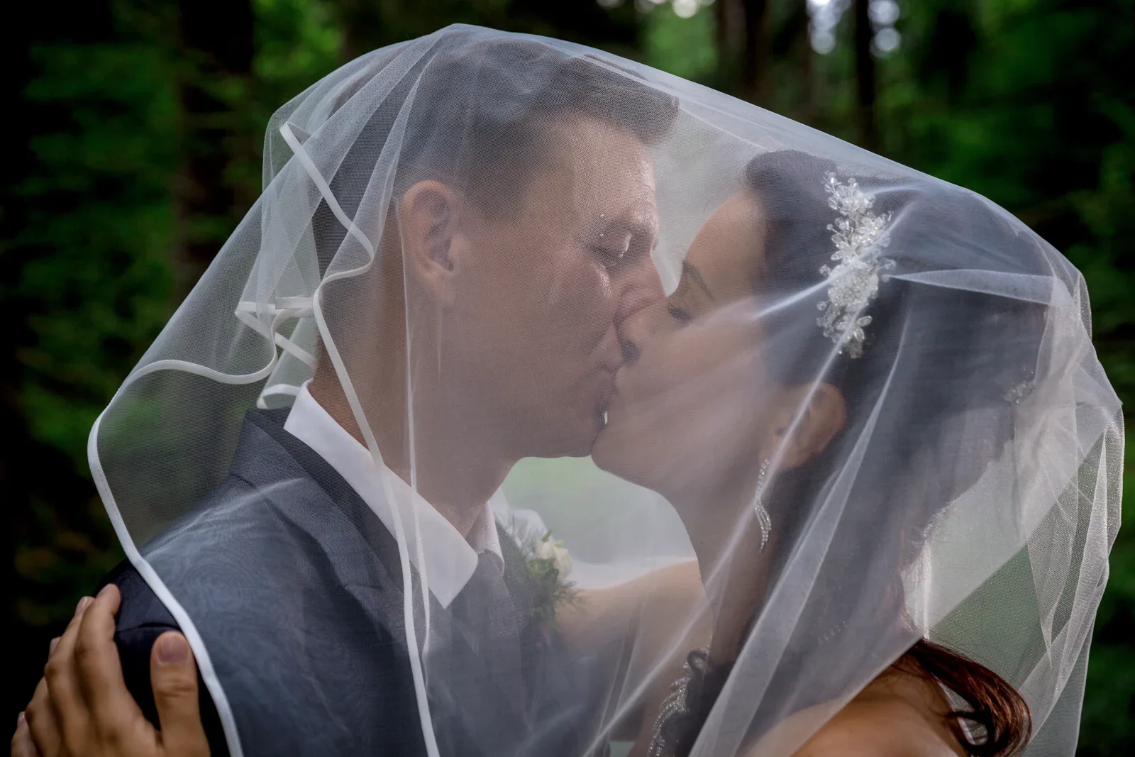 Ein Kuss unter dem Schleier – Hochzeit von Karina und Alex in Suhl