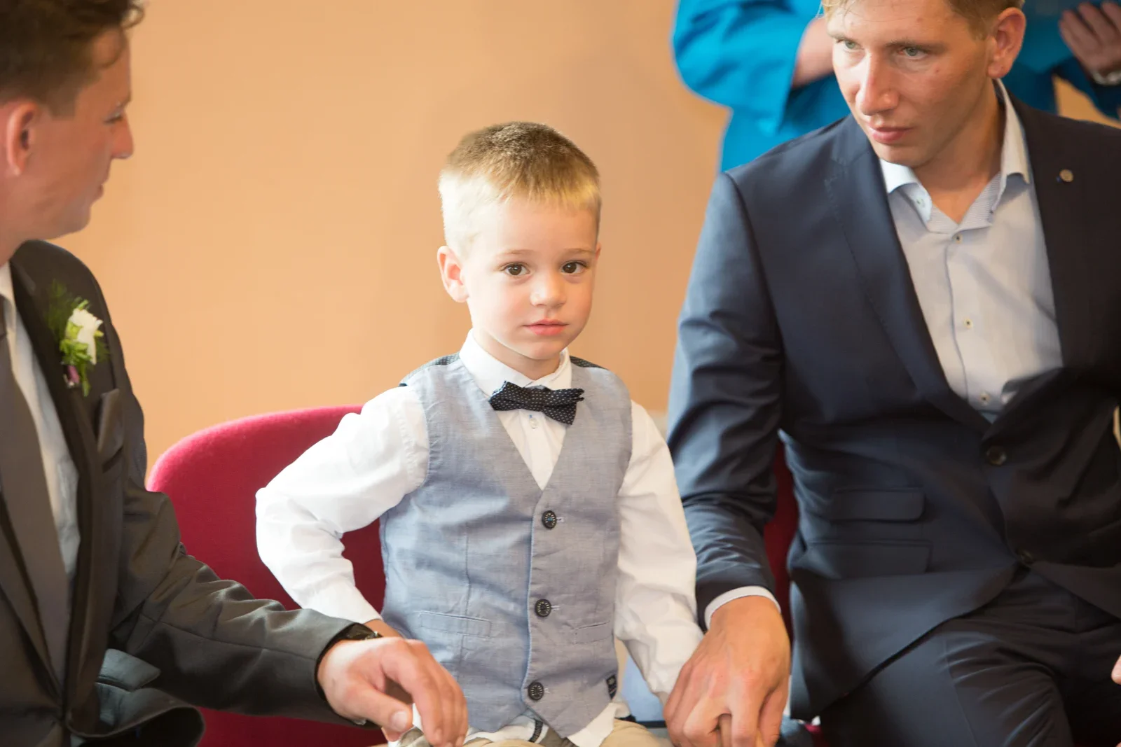 Ein aufmerksamer kleiner Hochzeitsgast – Hochzeit von Karina und Alex in Suhl