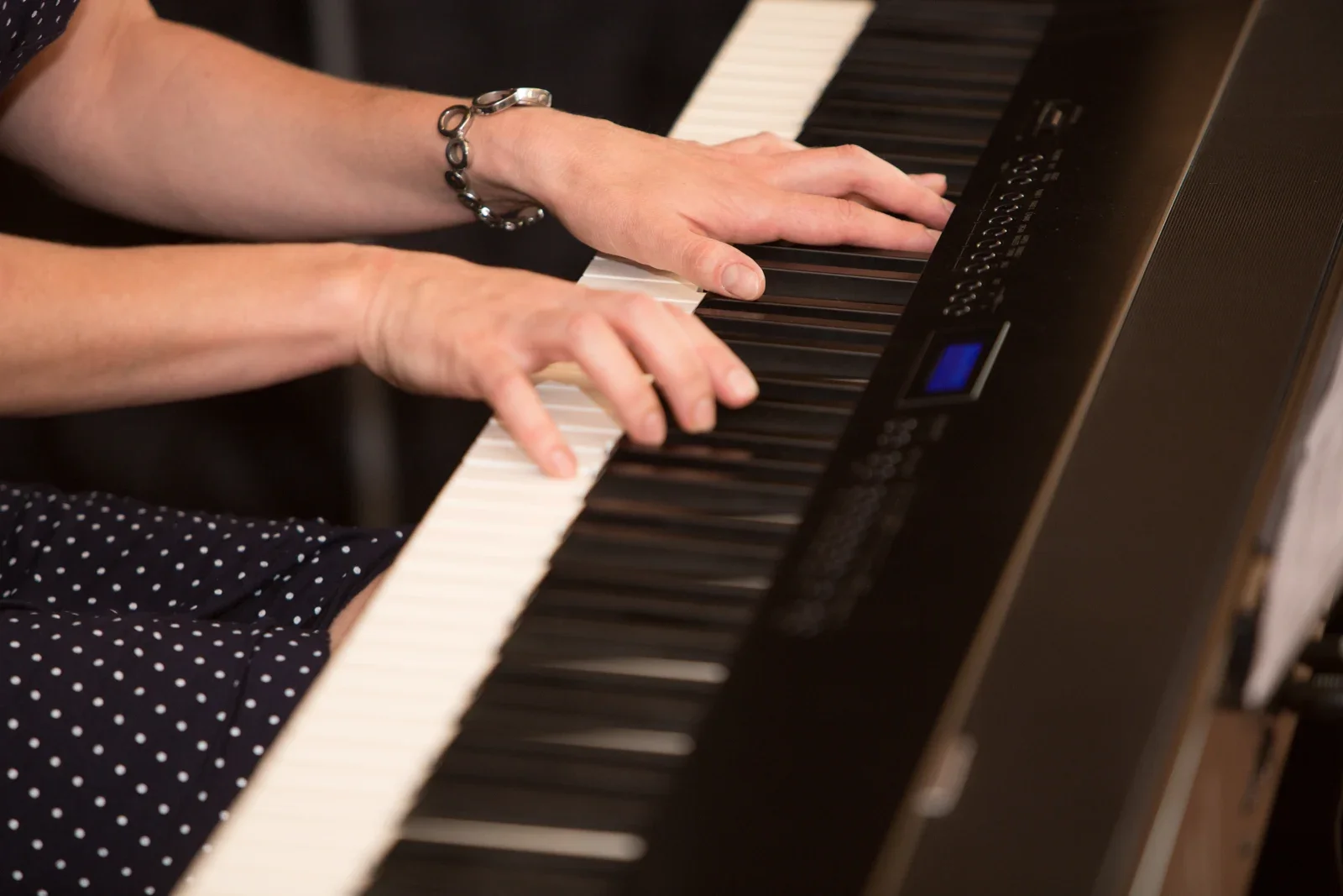 Klaviermusik für das Brautpaar – Hochzeit von Karina und Alex in Suhl