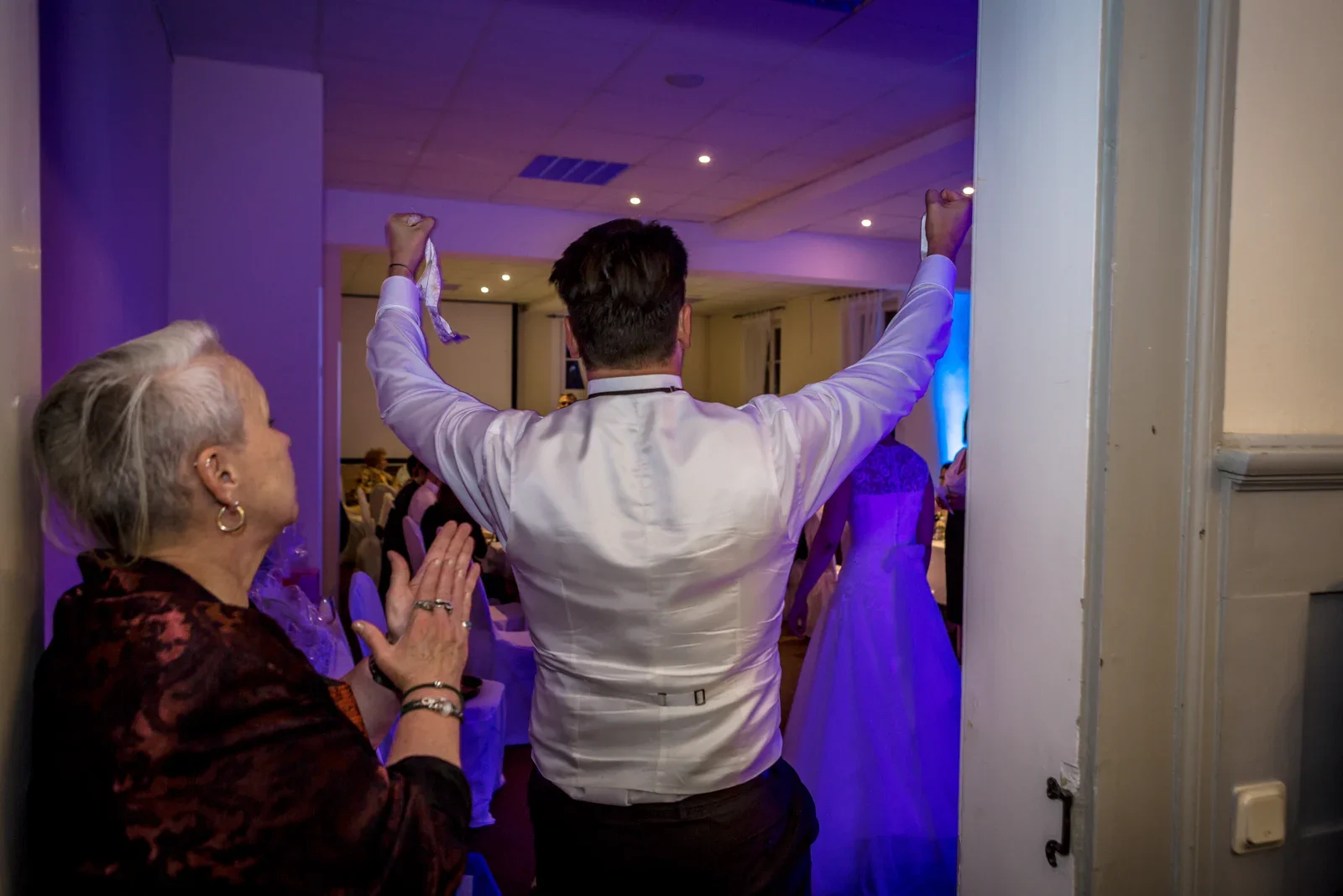 Ein Beitrag mit vollem Einsatz – Hochzeit von Marielle und Micha