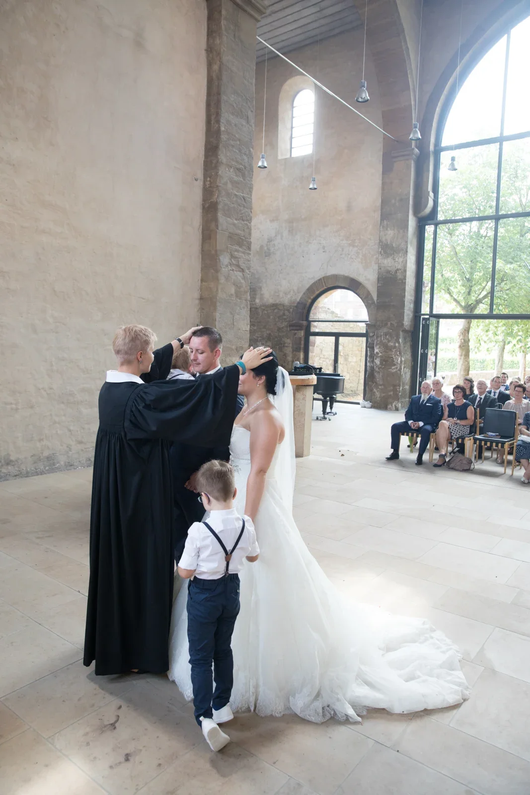 Der Segen für Dana und Matthias – Hochzeit von Dana und Matthias in Volkenroda und Mühlhausen