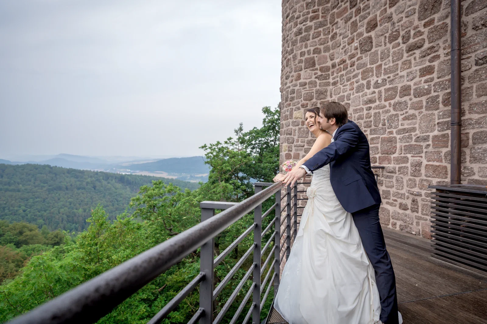 Zu zweit mit Aussicht von der Wartburg – Hochzeit von Sabine und Robert auf der Wartburg und in Gotha