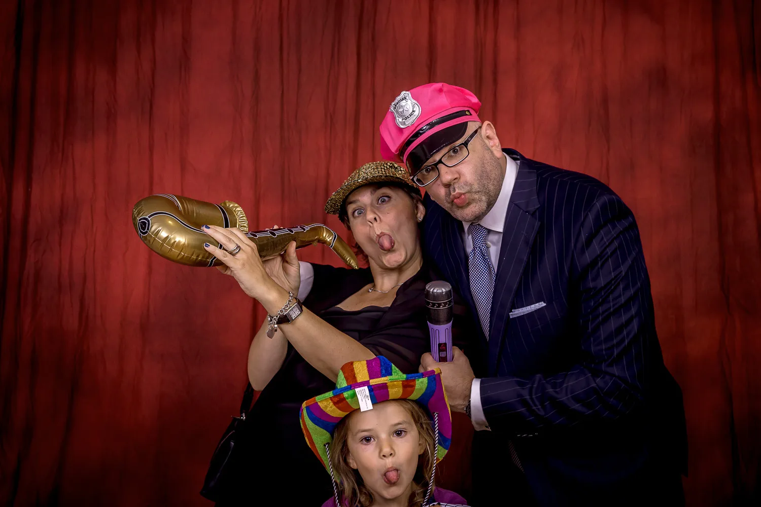 Fotobox-Gruppe mit aufblasbarem Saxofon – Beispiel aus der Fotobox-Galerie von Delf Zeh