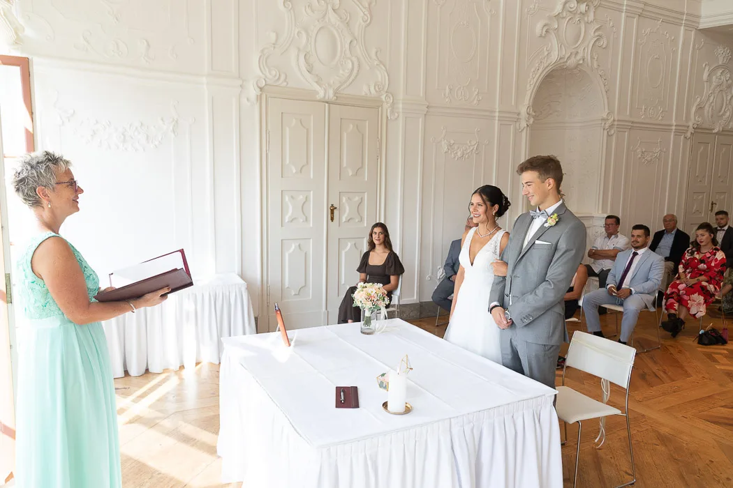 Standesamtliche Hochzeit auf Schloss Ettersburg – Thais und Felix – Aufnahme 6 von Delf Zeh
